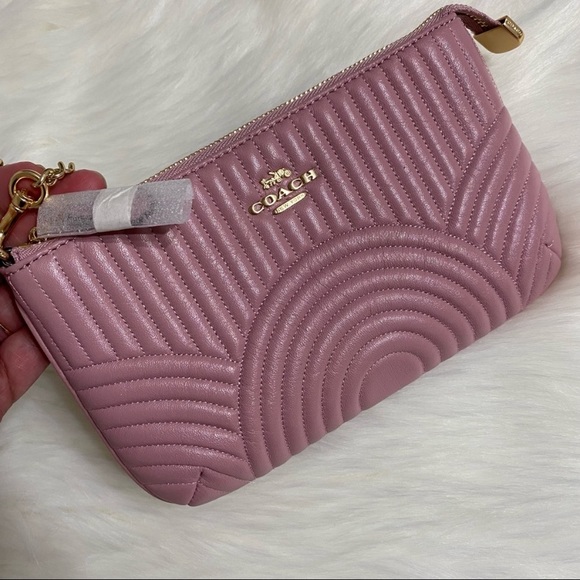 NEW Coach Large Wristlet Clutch Deco Quilting F79934 - Picture 2 of 6